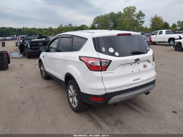 2017 FORD ESCAPE SE 3