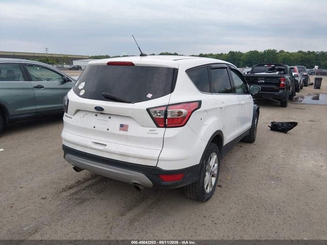 2017 FORD ESCAPE SE 4