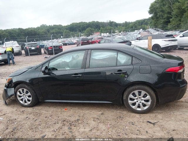 2021 TOYOTA COROLLA LE 15