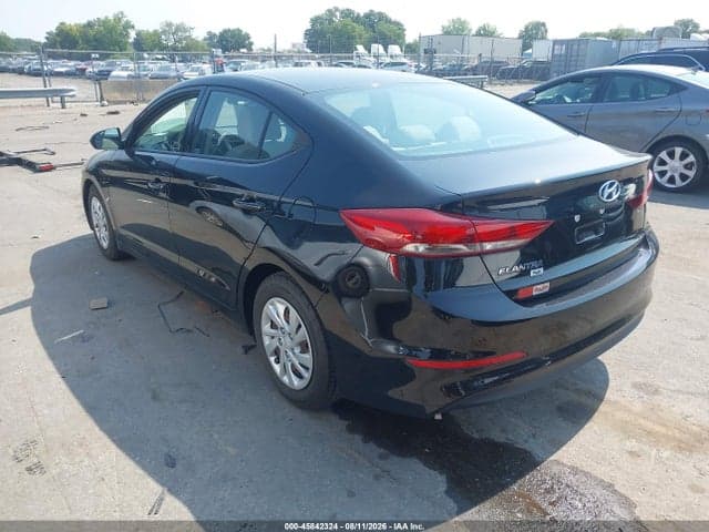 2018 HYUNDAI ELANTRA SE 3