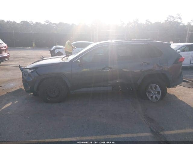 2020 TOYOTA RAV4 LE 14