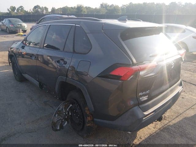 2020 TOYOTA RAV4 LE 3