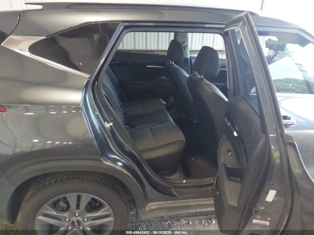 2023 KIA SELTOS S 8
