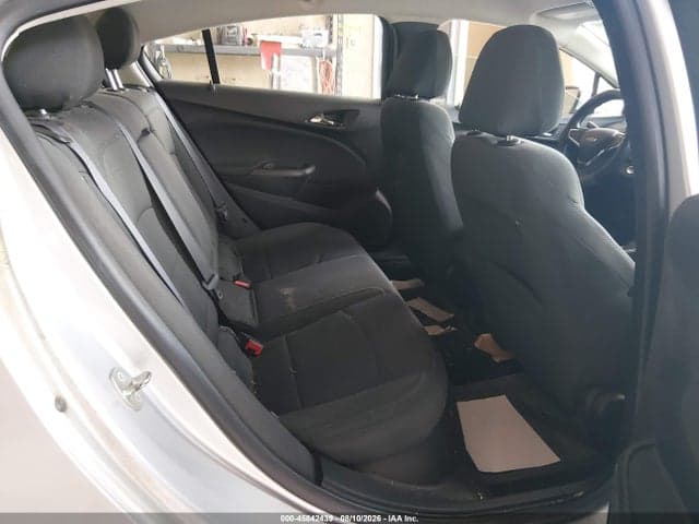 2018 CHEVROLET CRUZE LT AUTO 8