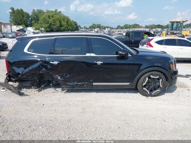 2025 KIA TELLURIDE S 13
