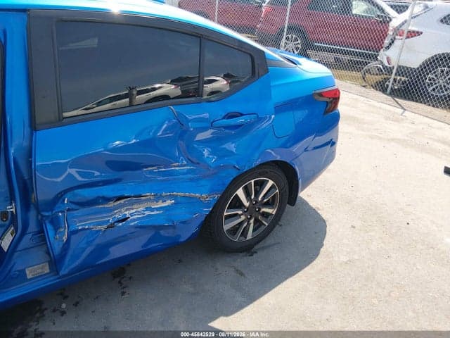 2020 NISSAN VERSA SV XTRONIC CVT 6