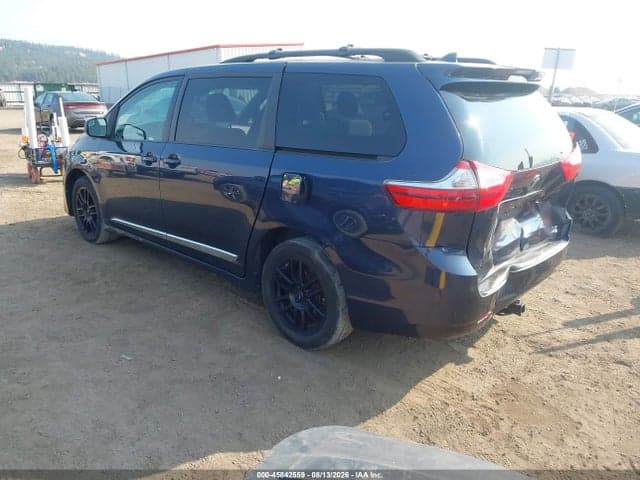 2018 TOYOTA SIENNA LE 7 PASSENGER 3