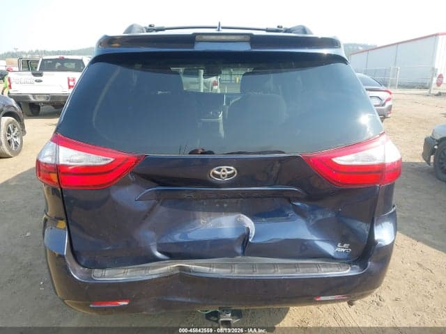 2018 TOYOTA SIENNA LE 7 PASSENGER 6