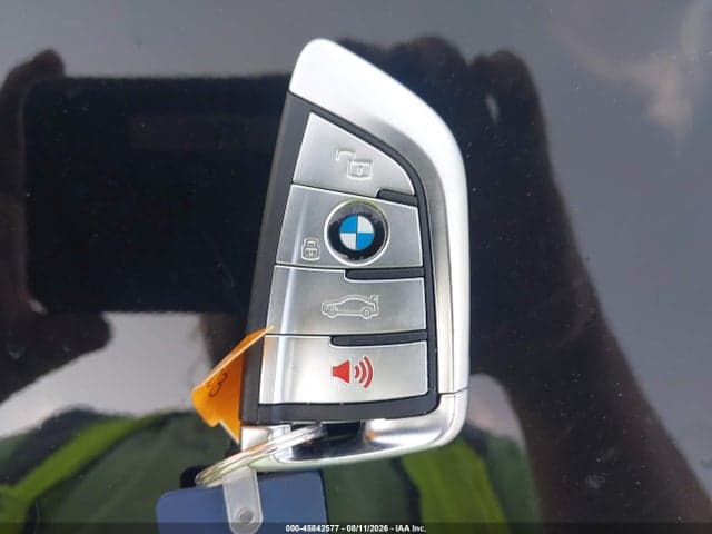 2019 BMW 330I 11