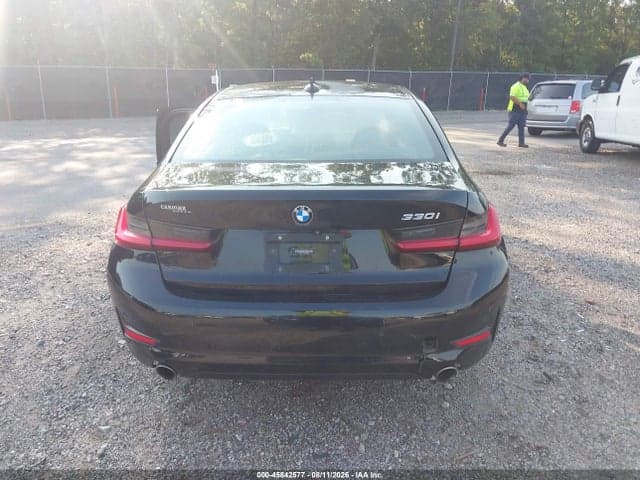 2019 BMW 330I 16