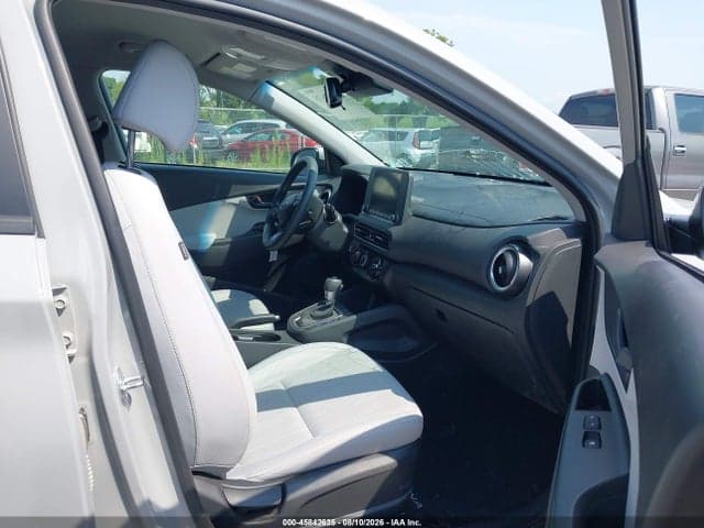 2022 HYUNDAI KONA SEL 5