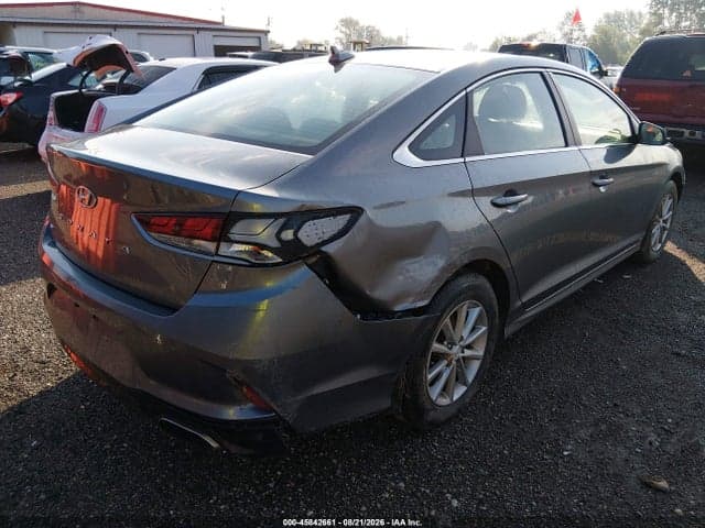 2019 HYUNDAI SONATA SE 4