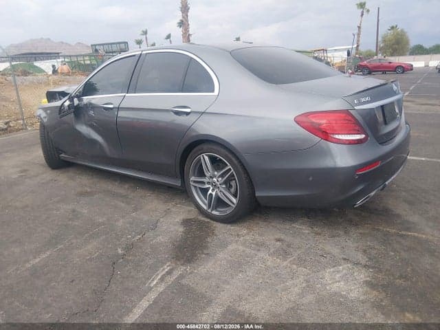 2019 MERCEDES-BENZ E 300 3