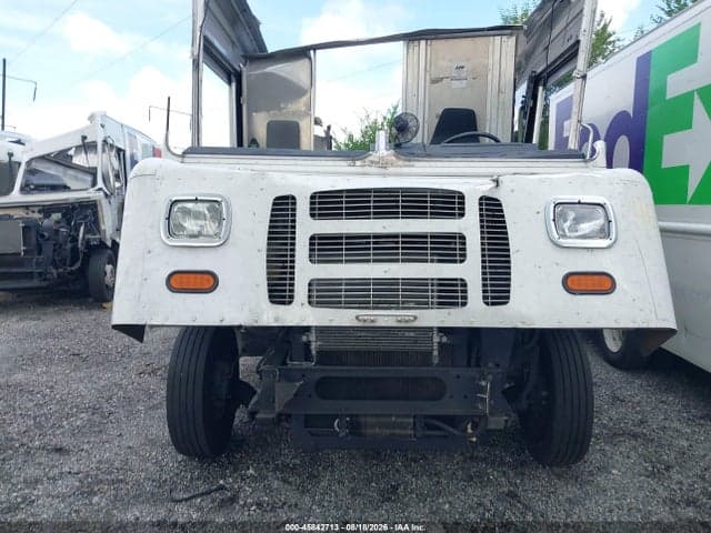 2017 FORD F-59 COMMERCIAL STRIPPED 9