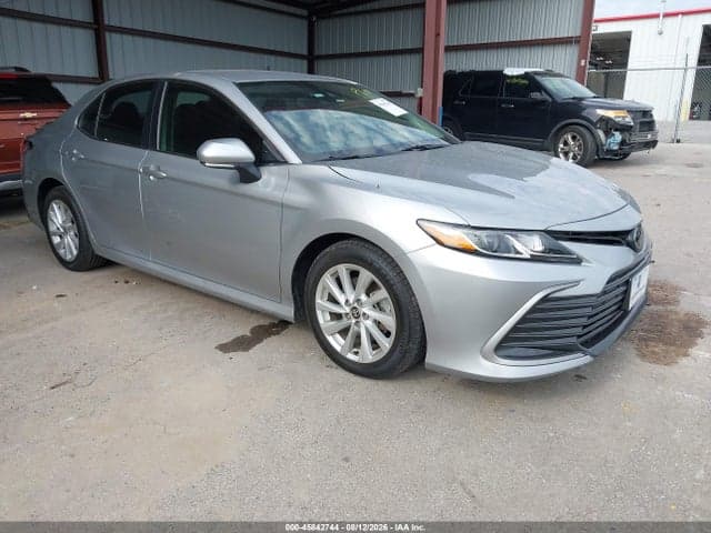 2022 TOYOTA CAMRY LE AWD