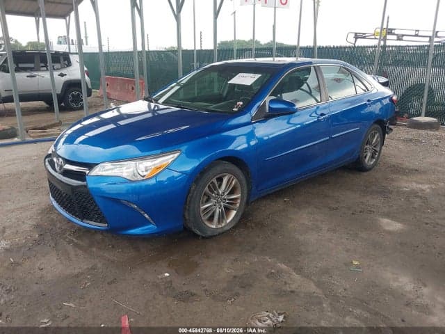 2017 TOYOTA CAMRY SE 2