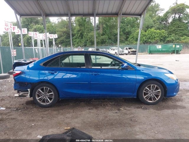 2017 TOYOTA CAMRY SE 14