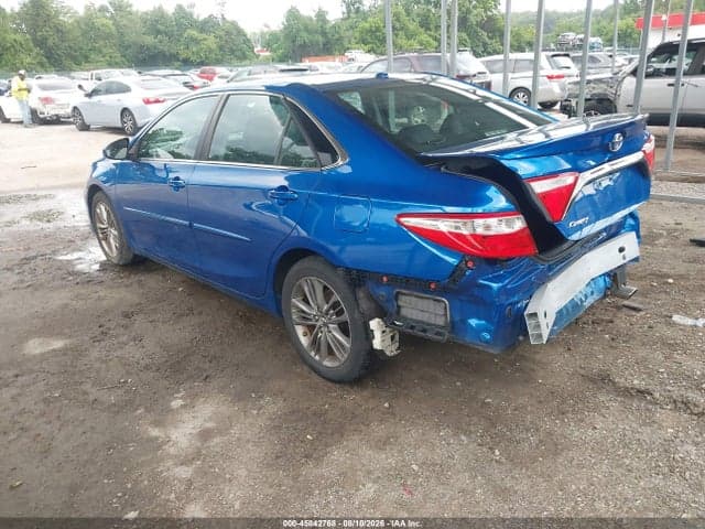 2017 TOYOTA CAMRY SE 3