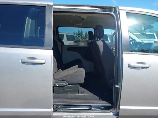 2018 DODGE GRAND CARAVAN SE 8