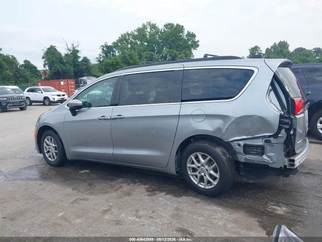 2021 CHRYSLER VOYAGER LXI 15