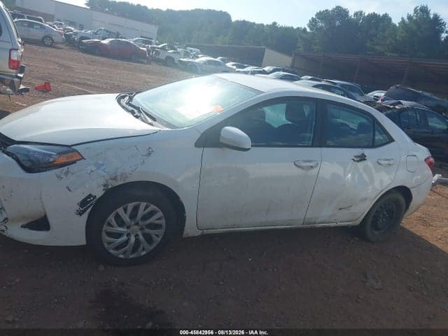 2018 TOYOTA COROLLA LE 14