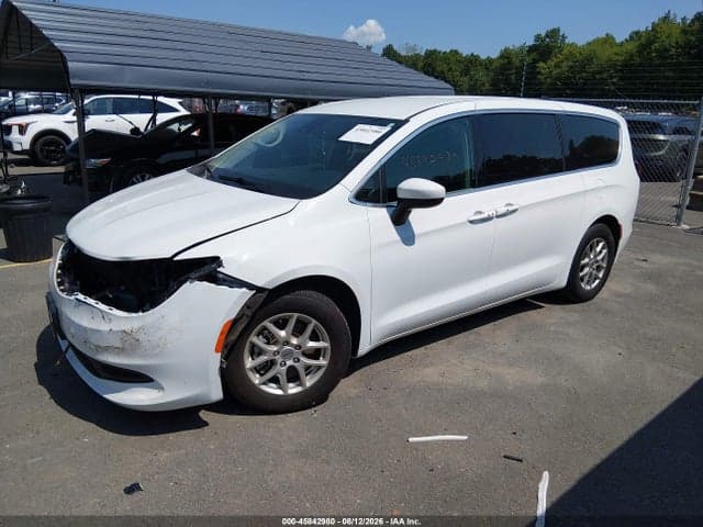 2023 CHRYSLER VOYAGER LX 2