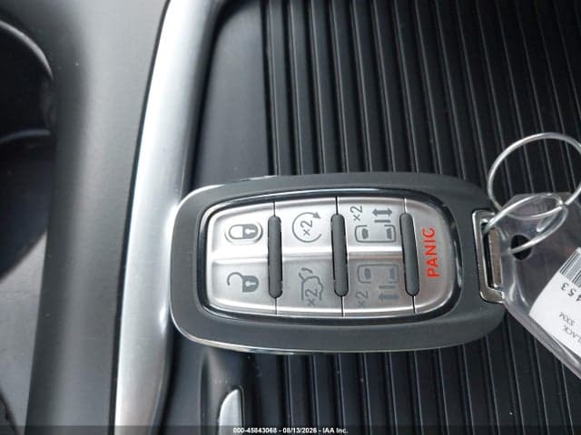 2024 CHRYSLER PACIFICA HYBRID SELECT 11