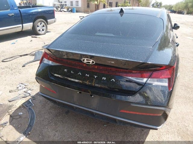 2024 HYUNDAI ELANTRA SEL 16