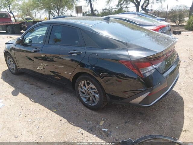 2024 HYUNDAI ELANTRA SEL 3