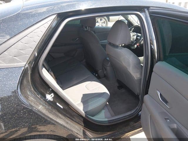 2024 HYUNDAI ELANTRA SEL 8