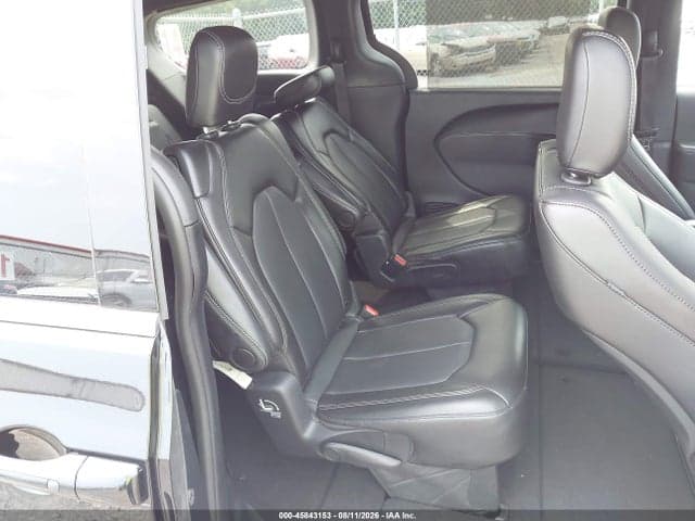 2025 CHRYSLER PACIFICA SELECT 8