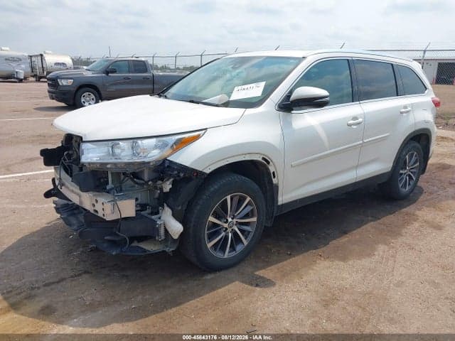 2019 TOYOTA HIGHLANDER XLE 2