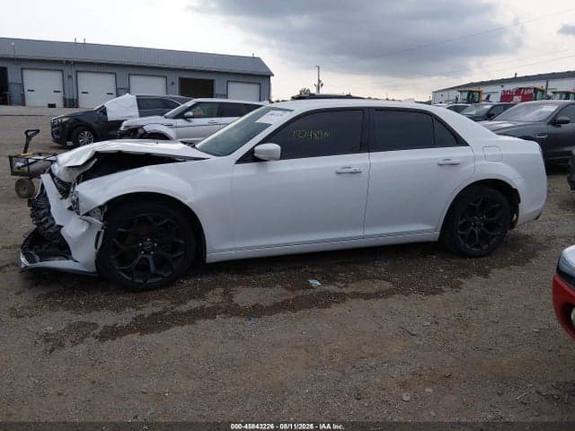 2019 CHRYSLER 300 300S 14