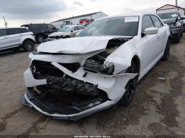 2019 CHRYSLER 300 300S 17