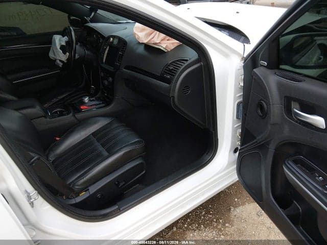 2019 CHRYSLER 300 300S 5