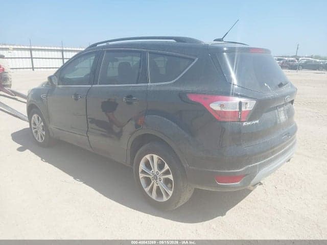 2018 FORD ESCAPE SE 3
