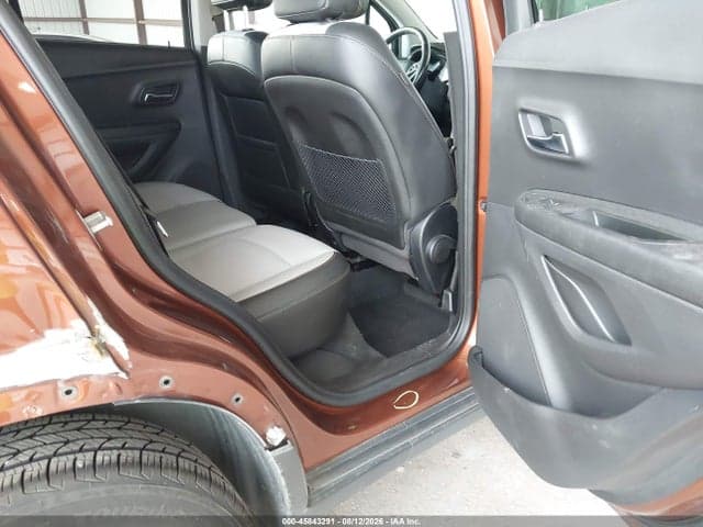 2019 CHEVROLET TRAX LT 8