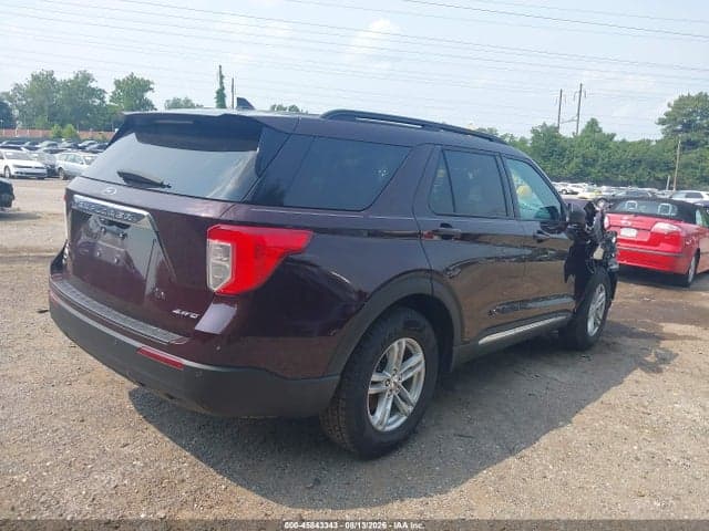 2023 FORD EXPLORER XLT 4