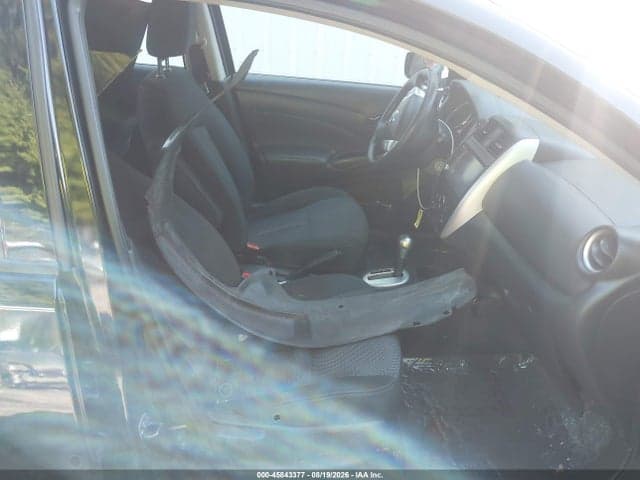 2019 NISSAN VERSA 1.6 SV 5
