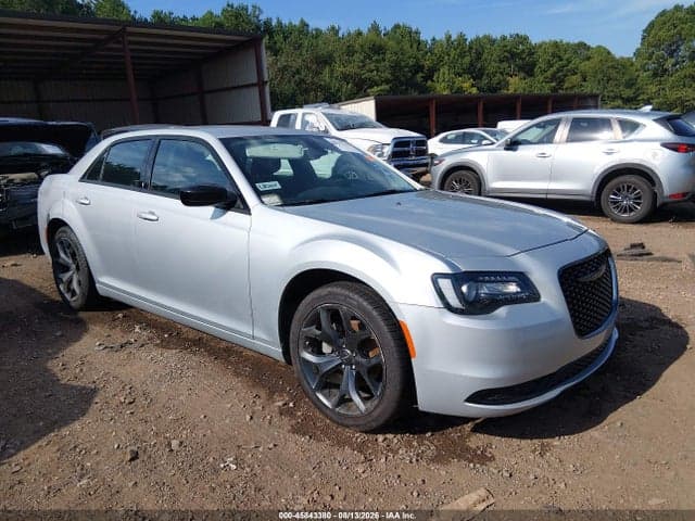2023 CHRYSLER 300 TOURING 1