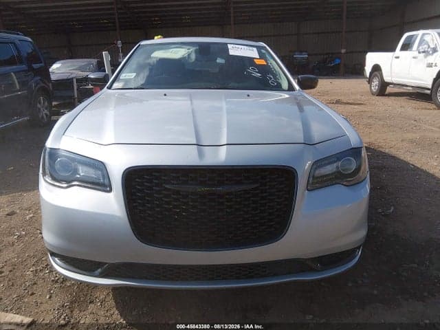 2023 CHRYSLER 300 TOURING 6