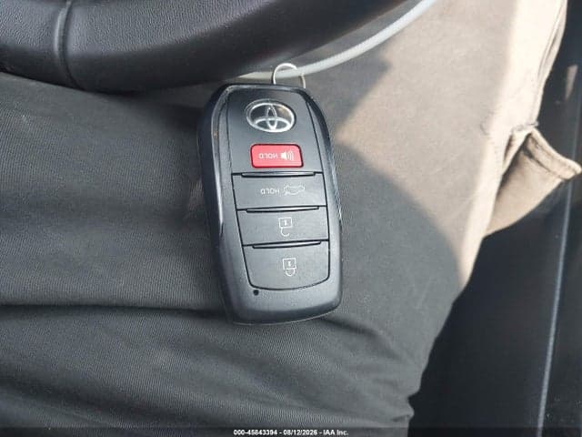 2026 TOYOTA CAMRY SE 11