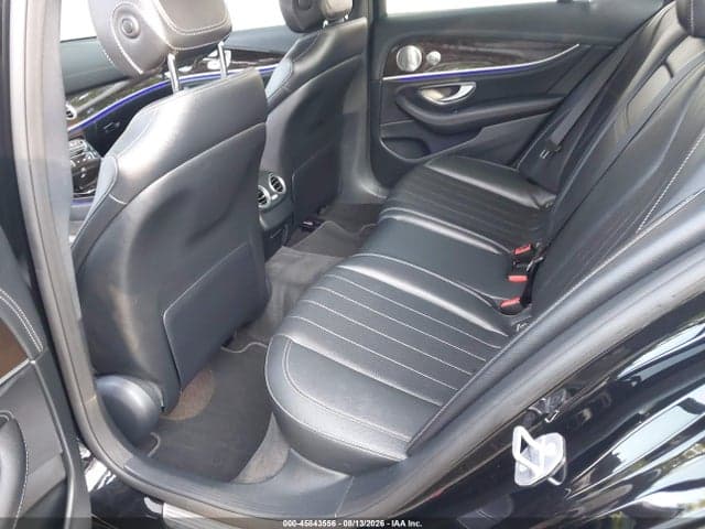 2018 MERCEDES-BENZ E 300 4MATIC 8