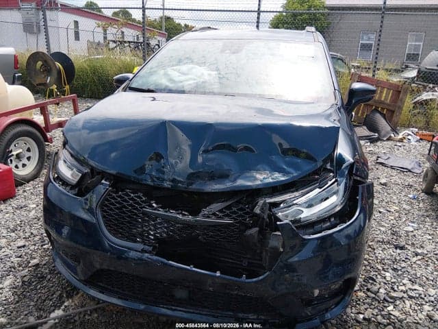 2022 CHRYSLER PACIFICA TOURING L 12