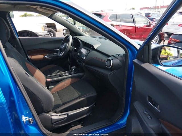 2024 NISSAN KICKS SR XTRONIC CVT 5