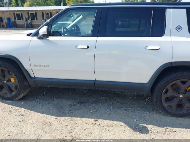 2023 RIVIAN R1S ADVENTURE 14