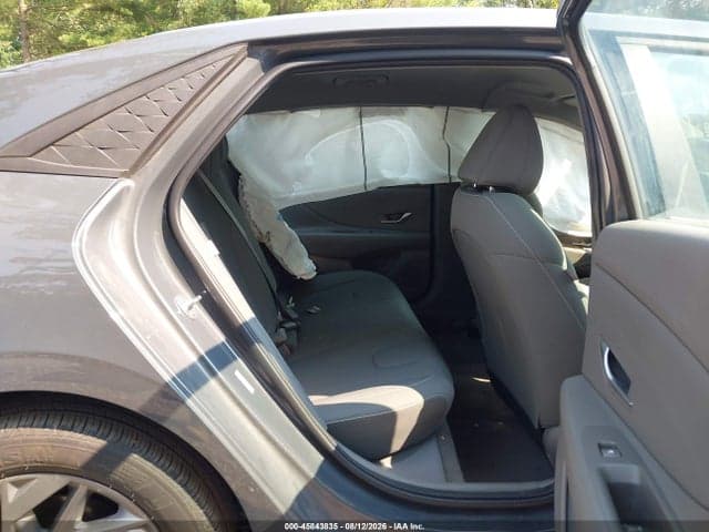 2024 HYUNDAI ELANTRA SEL 8
