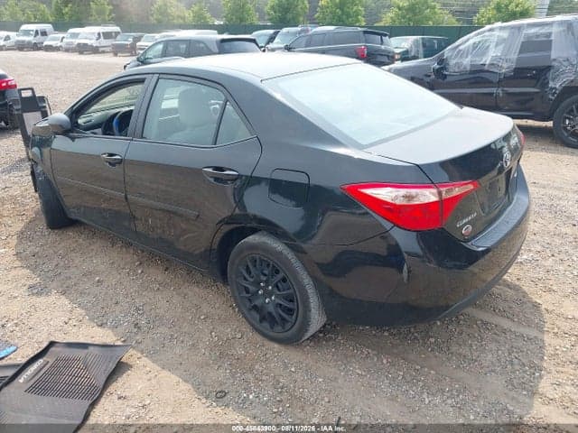 2018 TOYOTA COROLLA LE 3