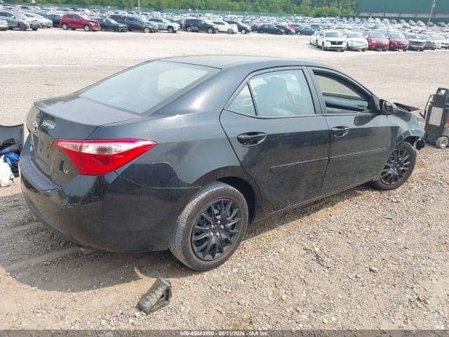 2018 TOYOTA COROLLA LE 4