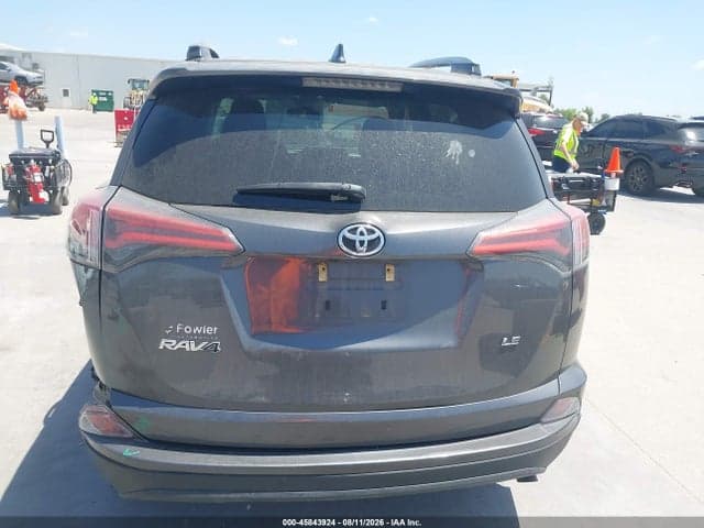 2018 TOYOTA RAV4 LE 17